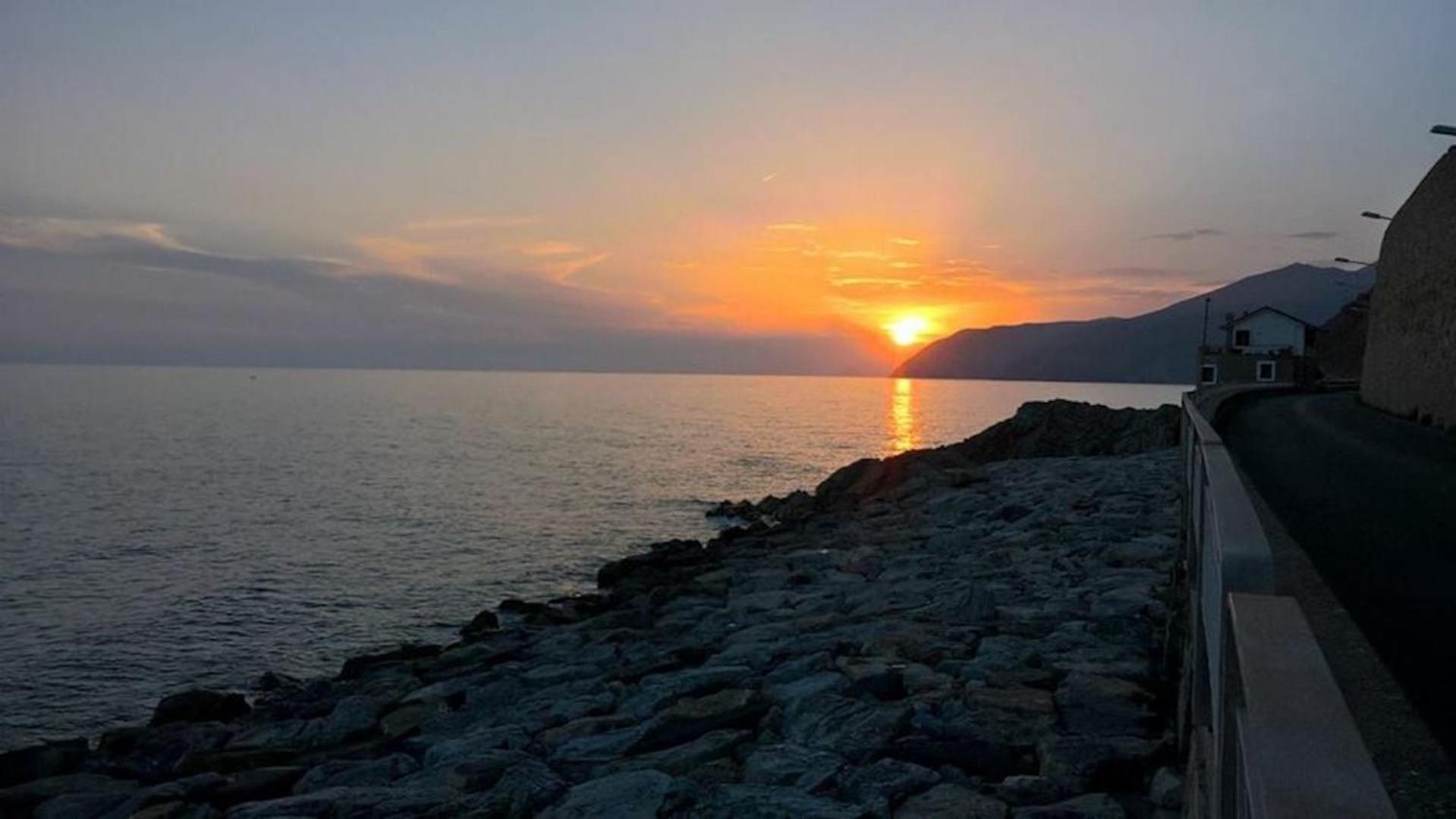 Apartament Tinetto Brezza Di Mare Deiva Marina Zewnętrze zdjęcie