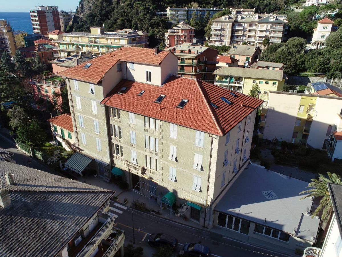 Apartament Tinetto Brezza Di Mare Deiva Marina Zewnętrze zdjęcie
